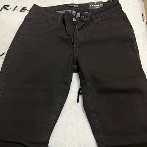 Black fashion nova skinny jean